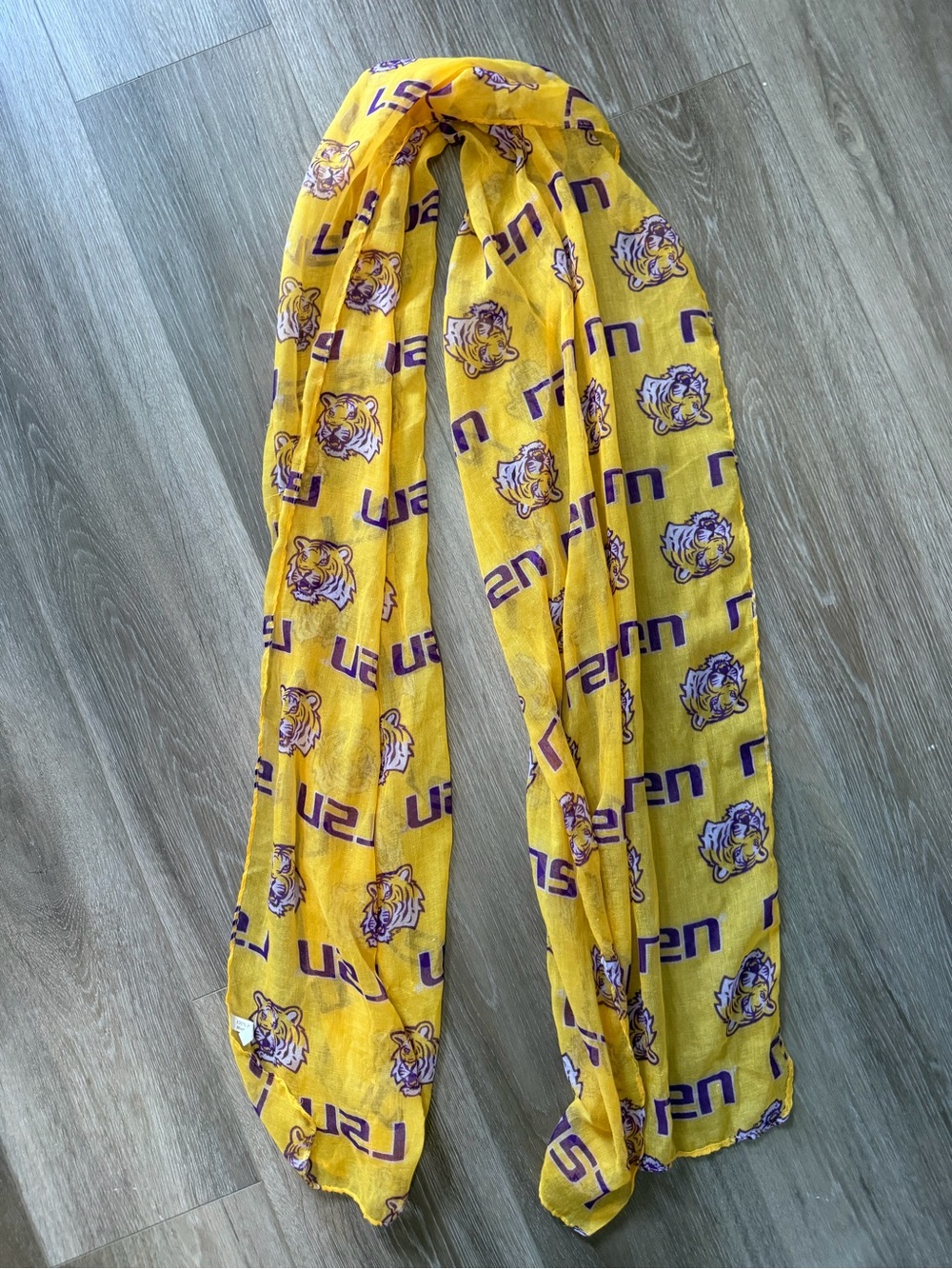 LSU Team Logo Yellow & Purple Lightweight Fan Scarf